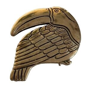 Signed LAUREL BURCH Goldtone Polished TUCAN Shape Pin Brooch